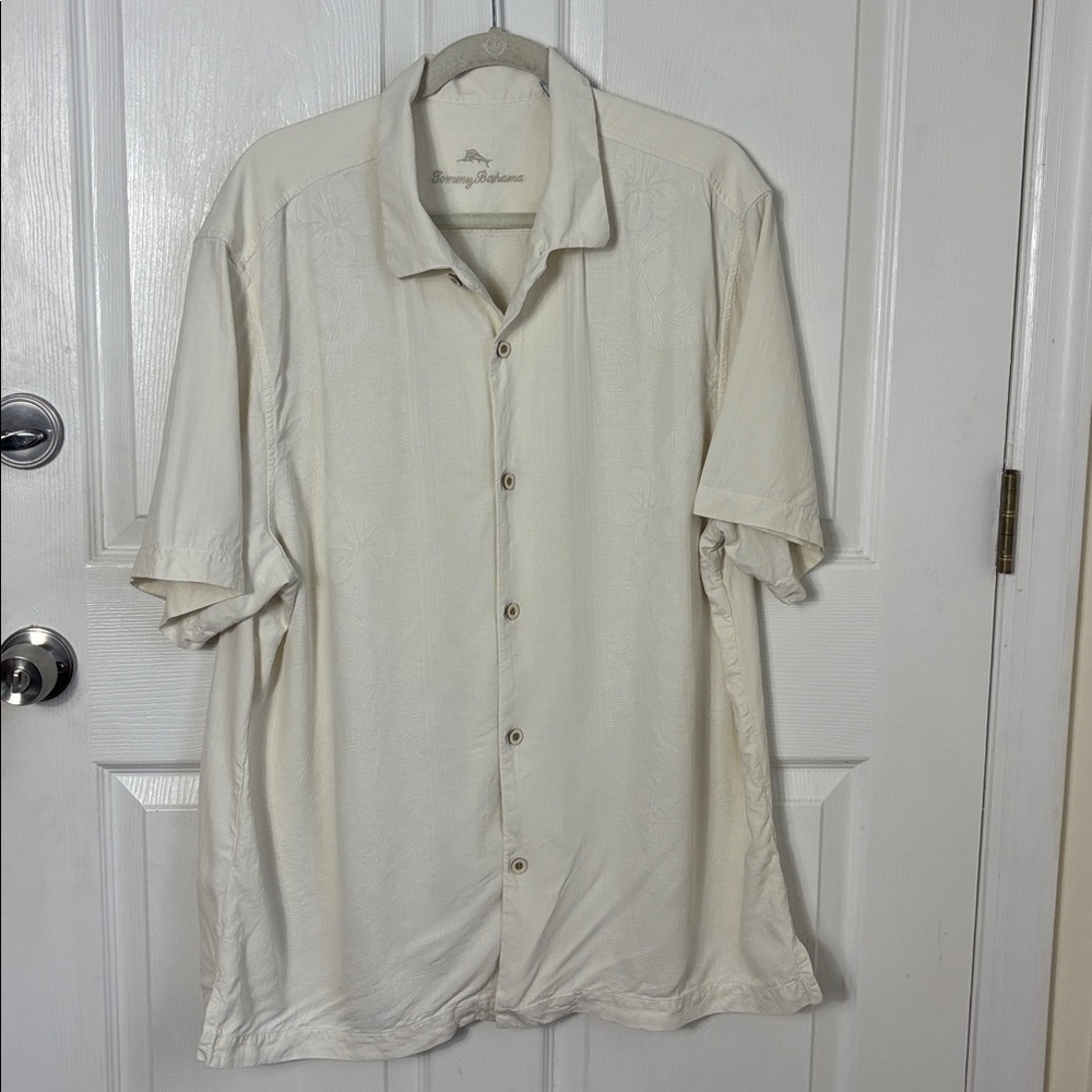 Tommy Bahama Cream Silk Button-Up Shirt size XXL subtle floral print Resort